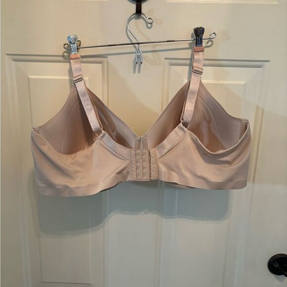 Vanity Fair Nude/Tan Bra size 44DD - Picture 2 of 4